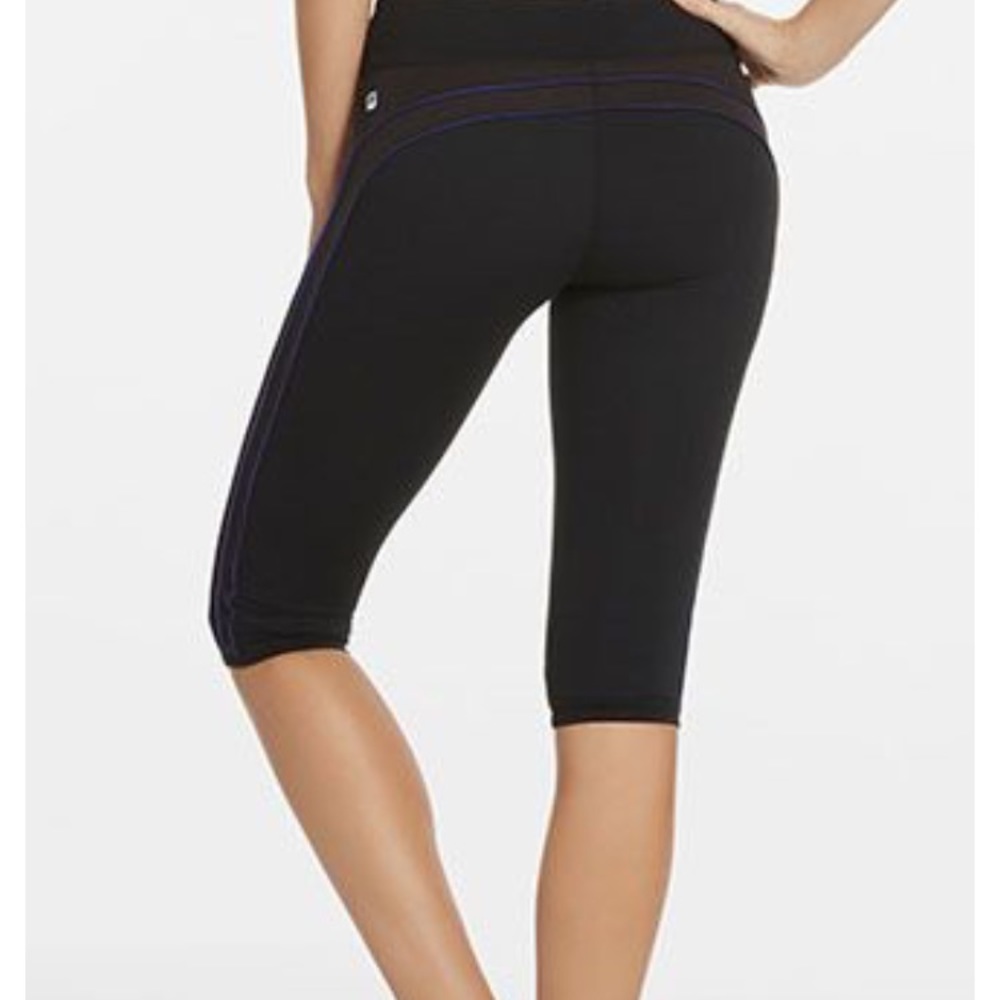 Fabletics capris